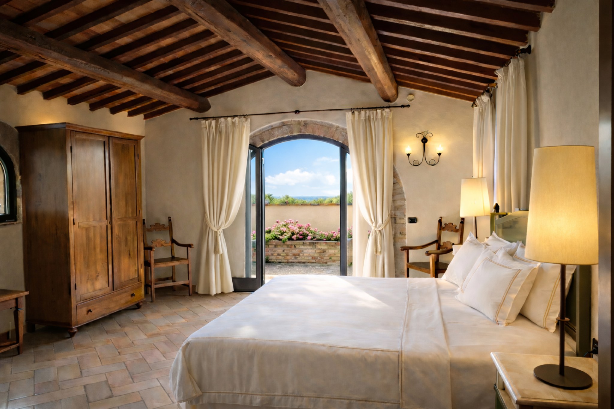 Villa Cerretello formal dining room