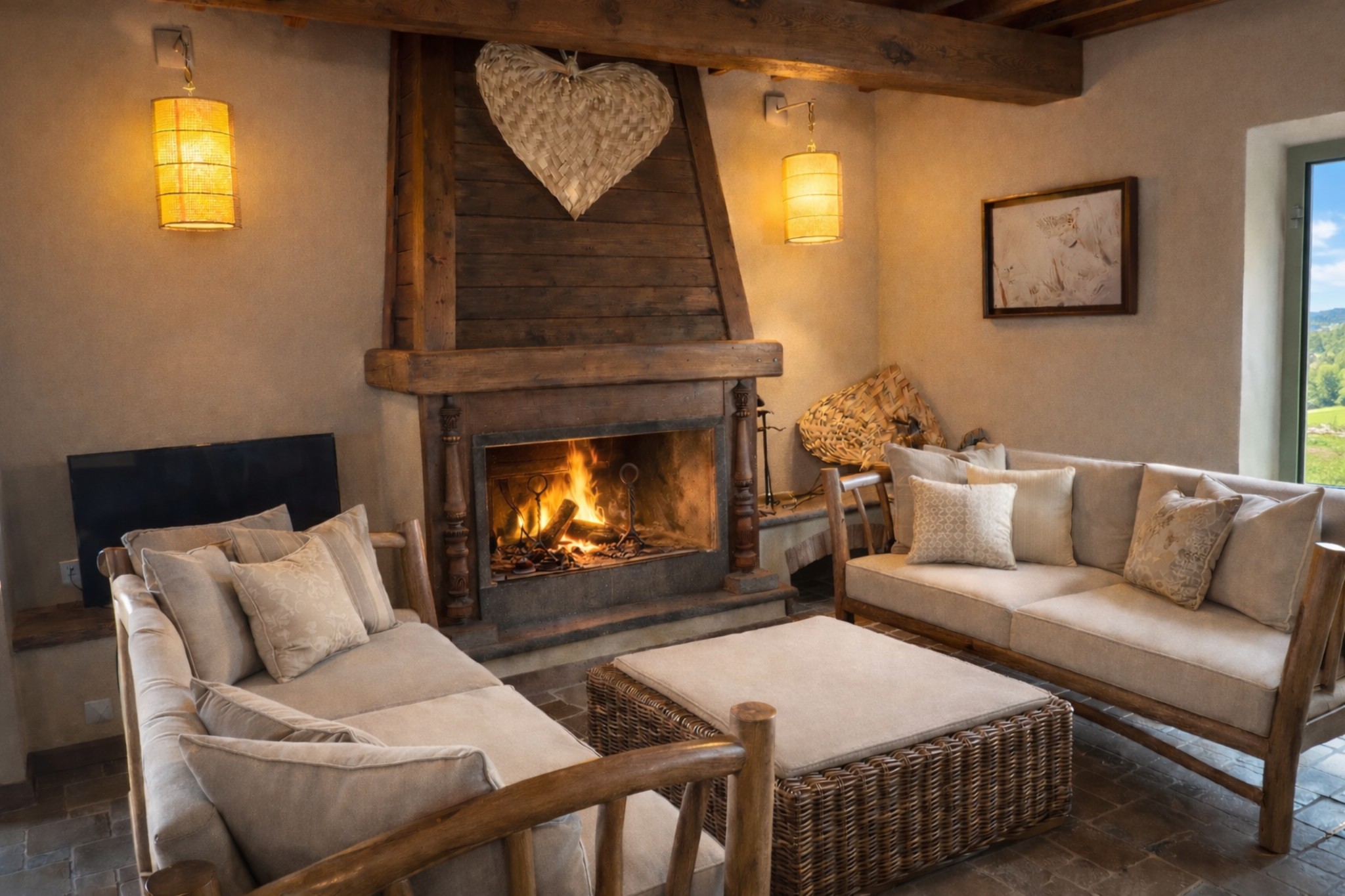 Villa Popillo cozy fireplace