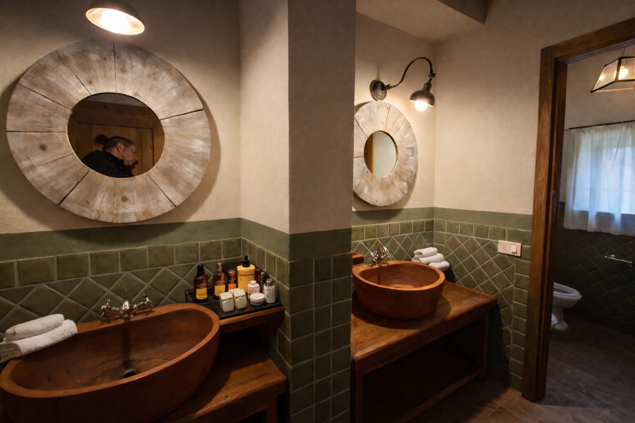 Villa Popillo double sink bathroom